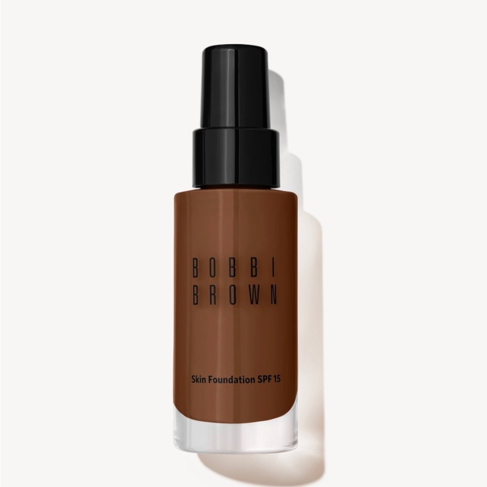 Bobbi Brown Skin Foundation Broad Spectrum SPF15 - Walnut 30 ml. NEW IN BOX